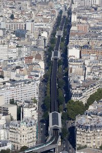 Cidade de Paris, A Metropiltain de Unbekannt