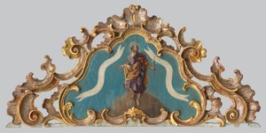 Frontão de um altar com uma figura de um santo de Unbekannt