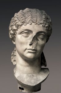 Retrato de Agrippina o Ancião, escultura de Unbekannt