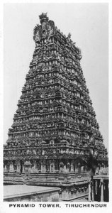 Torre da pirâmide, Tiruchendur, Tamil Nadu, Índia, c1925 de Unbekannt