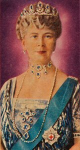 Queen Mary, consorte do rei George V, em traje de corte, 1935 de Unbekannt