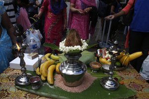 Ratha Yatra Charriot Festival em Paris. Ofertas. França de Unbekannt