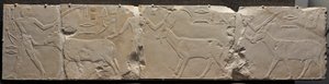 Alívio de Homens Trazendo Animais do Deserto, c. 2311-2281 aC. de Unbekannt