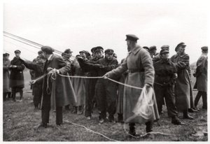 Tripulação de desembarque do dirigível soviético, Moscou, URSS, 1930 1933 de Unbekannt
