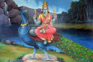 Templo hindu do Sri Mariamman. Sri Gowmari com pavão, símbolo de Subramanyan. Singapura de Unbekannt