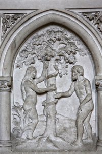 Igreja católica de São Martinho, Villers sur Mer, França. Alívio. Adão e Eva. de Unbekannt