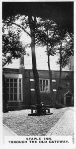 Staple Inn, através do Old Gateway, Londres, c1920s de Unbekannt