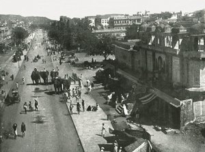 Cena de rua na cidade de Jaipur, Índia, 1895. de Unbekannt