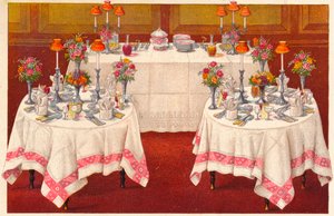 Mesas de jantar com buffet, c1907. de Unbekannt