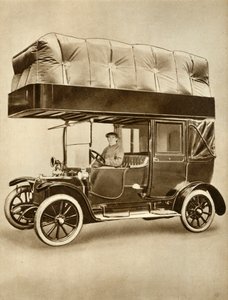 Táxi com dispositivo de bolsa de gás no teto especialmente equipado, 1914-1918, 1935. de Unbekannt