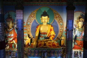 Templo da congregação dos Mil Budas Dashang Kagyu Ling Shakyamuni Buda, La Boulaye, França de Unbekannt