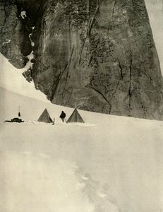 O acampamento sob o pilar de granito, a meia milha do depósito inferior da geleira ... 27 de janeiro de 1909 de Unbekannt