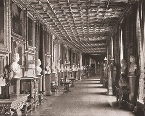 O corredor do leste, Castelo de Windsor, Berkshire, 1894. de Unbekannt
