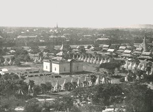 Os quatrocentos e cinquenta templos, Mandalay, Birmânia, 1895. de Unbekannt