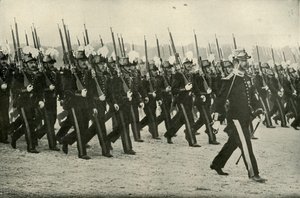 O oficial do exército francês em formação, 1919. de Unbekannt
