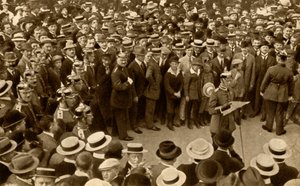 A proclamação dos Kaisers da guerra contra a Grã-Bretanha ... Berlim, Alemanha, 4 de agosto de 1914, 1933. de Unbekannt