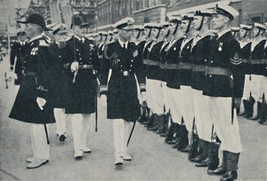 O rei que abre a semana da marinha em Portsmouth, c1935, 1937. de Unbekannt