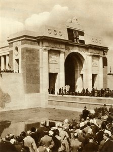 Inauguração do Portão Menin, Ypres, Bélgica, 24 de julho de 1927, 1935. de Unbekannt