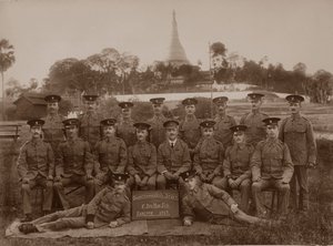 O pessoal do Quartermasters do 1º Royal Munster Fusiliers, Rangum, Birmânia, 1913 de Unbekannt