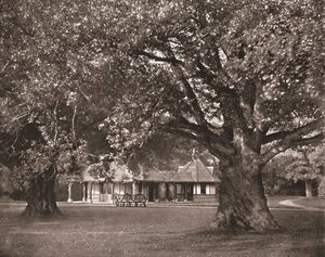 A sala de chá do Queens, Frogmore, Berkshire, 1894. de Unbekannt
