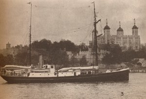 The Quest, em que Sir Ernest Shackleton partiu em setembro de 1921, sobre o que provaria sua última de Unbekannt