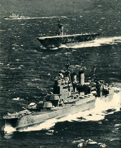 The Renown, the Ark Royal e Sheffield, c1939-1941, 1942. de Unbekannt