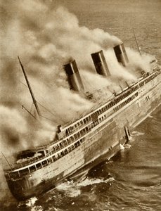 O SS LAtlantique em chamas, 1933, 1935. de Unbekannt