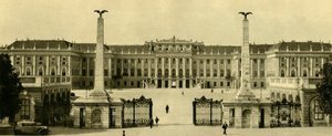 O Palácio de Schönbrunn, Viena, Áustria, c1935. de Unbekannt