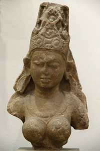 O Museu Victoria e Albert. O Yogini. 800-900. O período Pratihara. Grés. Índia Central (Madhya Pradesh). Reino Unido. de Unbekannt