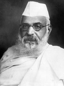 A última fotografia de Khan Bahadur Patel (Companheiro da Ordem do Império Britânico e da Ordem do Império Indiano). Ele foi um dos fundadores do Institut Pasteur na Índia. de Unbekannt