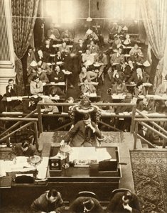 Abertura de Dail Eireann, ou Câmara dos Deputados, Dublin, Irlanda, 9 de setembro de 1922, 1935. de Unbekannt