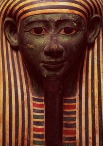 O sarcófago de Psametik (664-610BC) detalhe do rosto, egípcio de Unbekannt