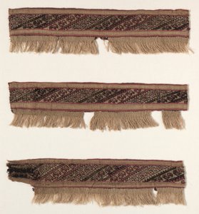 Três fragmentos de uma fronteira, c. 1100-1400. de Unbekannt