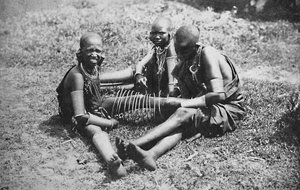 Três jovens Masai, 1912 de Unbekannt