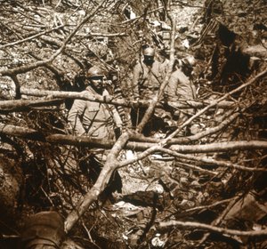 Trincheiras em frente a Fort Souville, norte da França, c1914-c1918 de Unbekannt