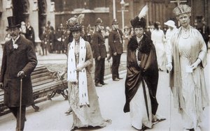 Tsarina Maria Fyodorovna, da Rússia, visitando a Grã-Bretanha, década de 1890 de Unbekannt