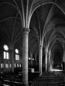 Vista da velha abadia cisterciense de Notre Dame d