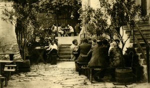Vinícola em Grinzing, Viena, Áustria, c1935. de Unbekannt