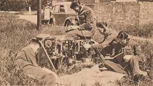 Operador sem fio no mais recente tipo de máquina de treinamento, 1940 de Unbekannt