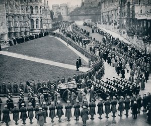 Dentro das muralhas do histórico Castelo de Windsor, 1936 de Unbekannt