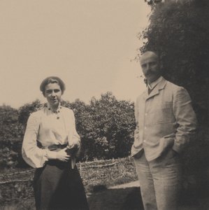 Yuri Alexandrovich Olsufyev 1878-1938 com sua esposa Sophia Vladimirovna, 1900 de Unbekannt