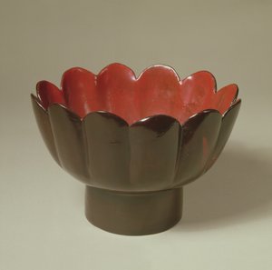 Taça, Dinastia Song (960-1279) (madeira lacada)