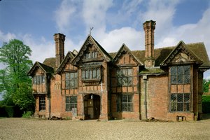 Dorney Court que data originalmente de c.1500, escola inglesa, Dorney, perto de Windsor, Berkshire, Reino Unido de Unbekannt Unbekannt