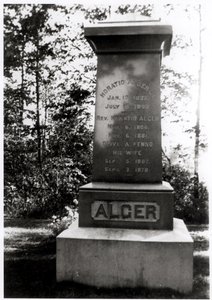 Túmulo de Horatio Alger em Natick, Massachusetts (Foto não encontrada) de Unbekannt Unbekannt