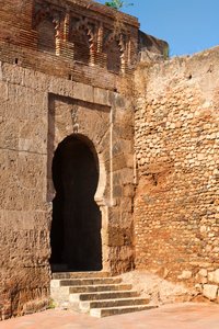 Niebla, província de Huelva, Andaluzia, sul da Espanha. Puerta del Buey, ou porta do boi, uma das entradas através das paredes na cidade. de Unbekannt Unbekannt