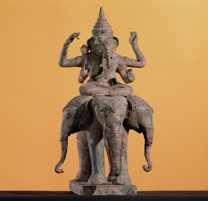 Estátua do Deus Hindu Ganesh (pedra pintada)