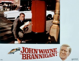 Cartaz do filme Brannigan de Douglashichok com John Wayne 1975 de Unbekannt