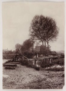 Bridges, Pile Children on a bridge, c 1890 de Unbekannt