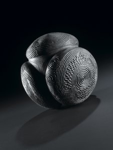 Bola esculpida em Glass Hill, Towie, Aberdeenshire, Neolítico, c.3000 a.C. de Unbekannt