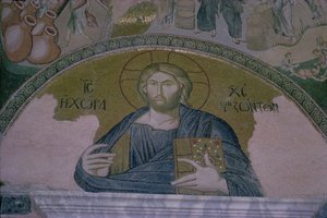 Cristo em Majestade, mosaico acima da porta do narthex da igreja bizantina de São Salvador do Chora (foto) de Unbekannt